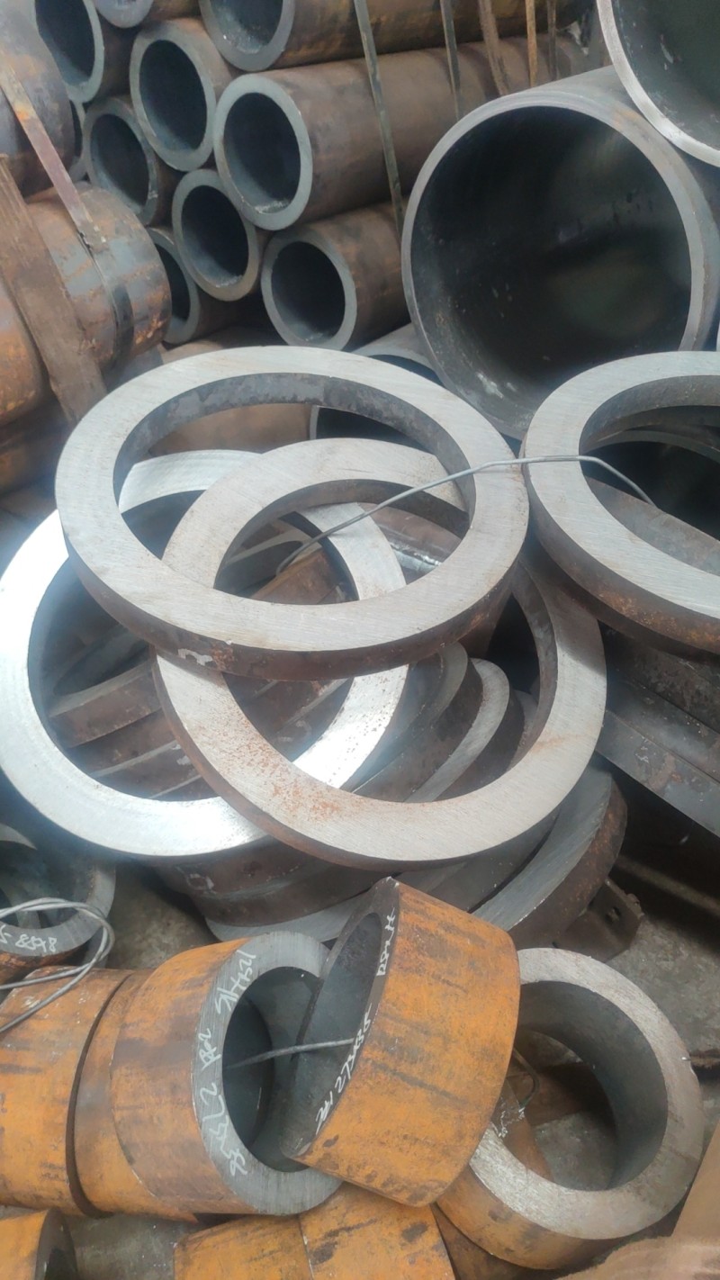 绥棱绥棱绥棱35CrMo无缝钢管切割加工