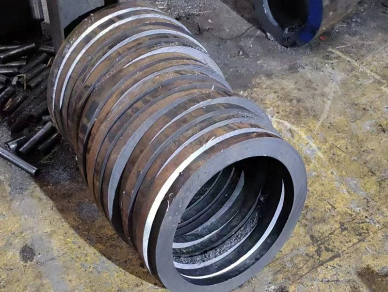 绥棱30CrMo无缝钢管切割