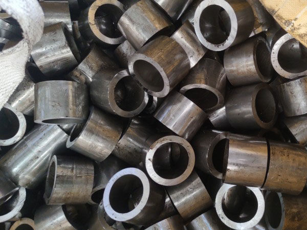 绥棱无缝钢管切割